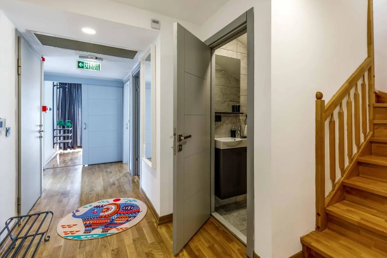Monnas Bosphorus Apartment Istanbul