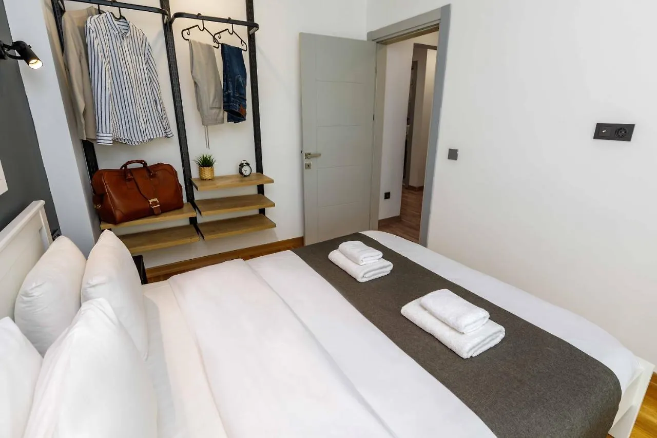 Monnas Bosphorus Apartment Istanbul