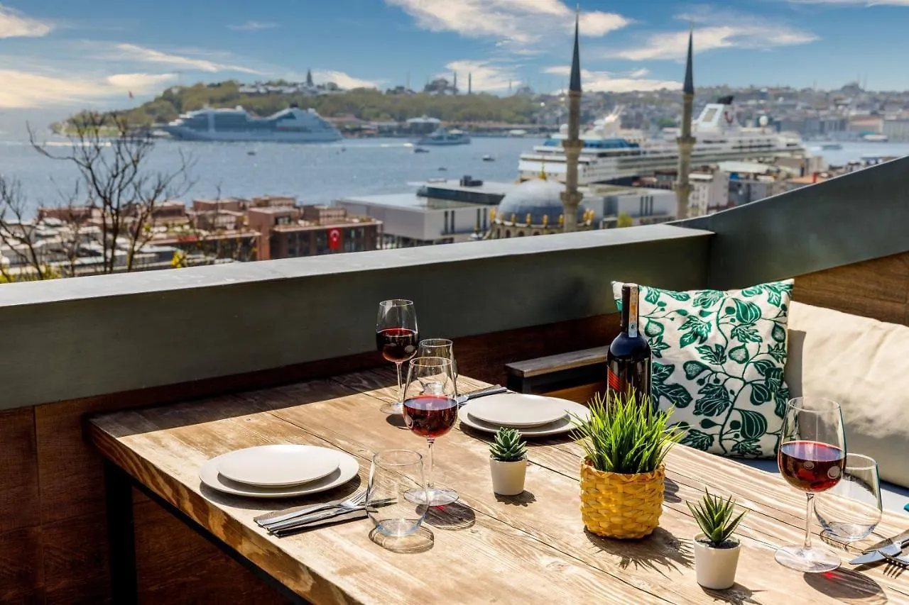 Monnas Bosphorus Apartment Istanbul