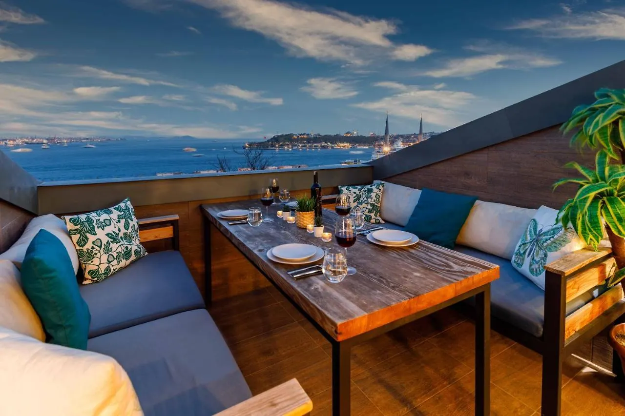 Monnas Bosphorus Apartment Istanbul